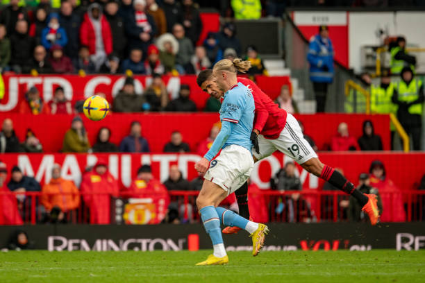 哈兰德曾在 哈兰德曾在