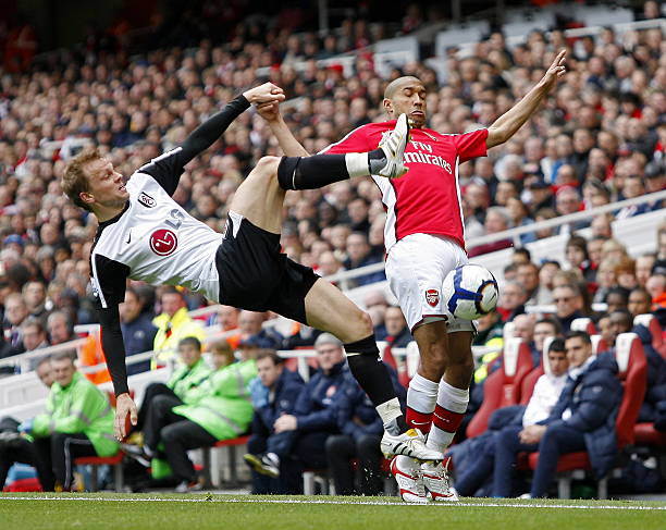 英超球队更 英超球队更